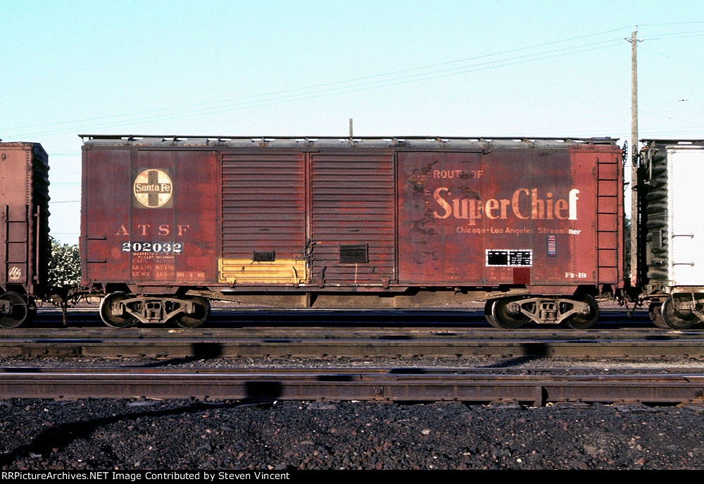 Santa Fe 40' DD box in MW service ATSF #202032